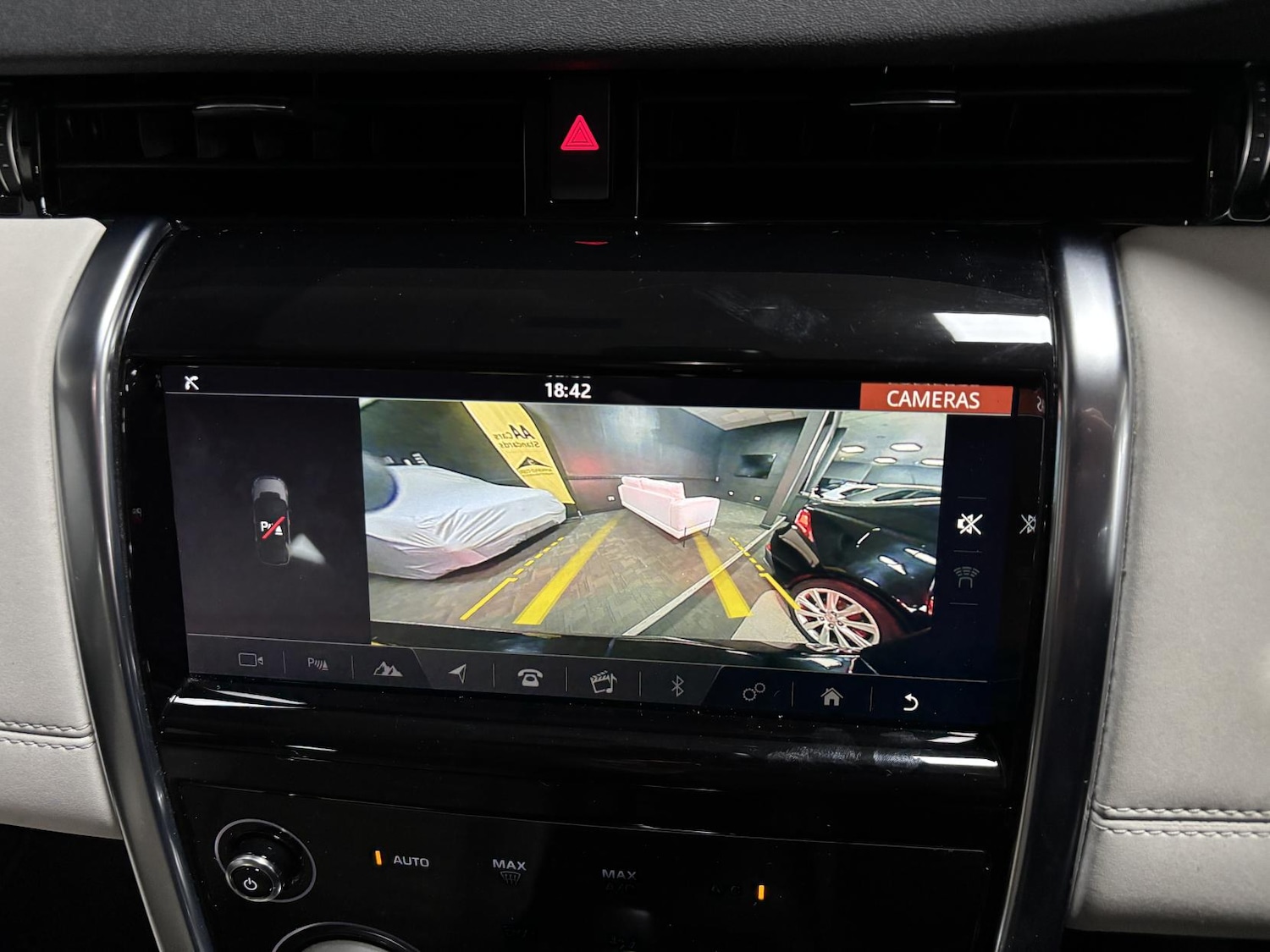 Used Land Rover Discovery Sport 2019 for sale - 77822680: Photo 41