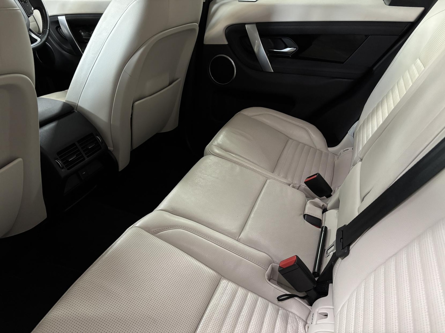 Used Land Rover Discovery Sport 2019 for sale - 77822680: Photo 64