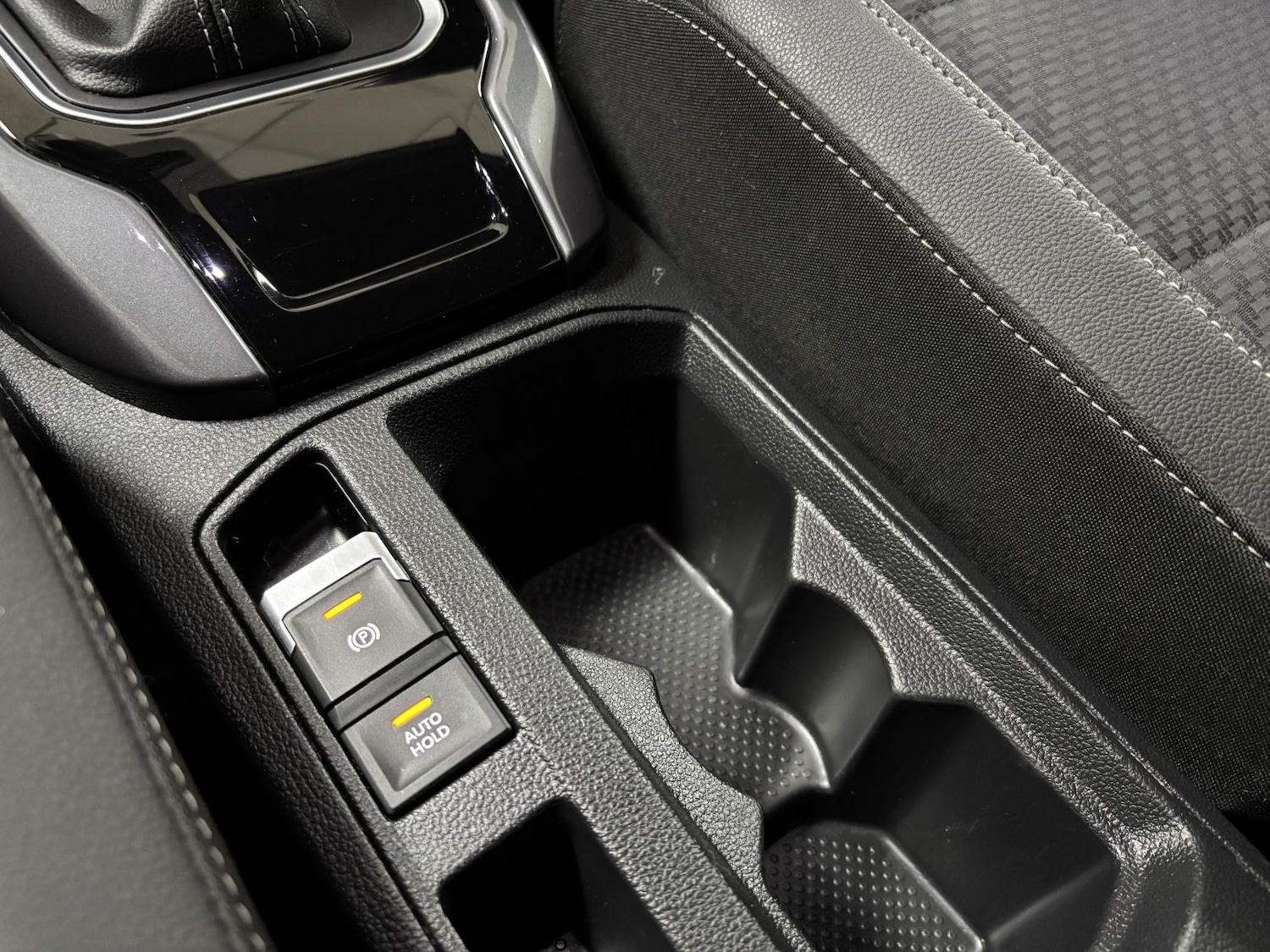 Used Volkswagen T-Roc 2020 for sale - 76534365: Photo 46