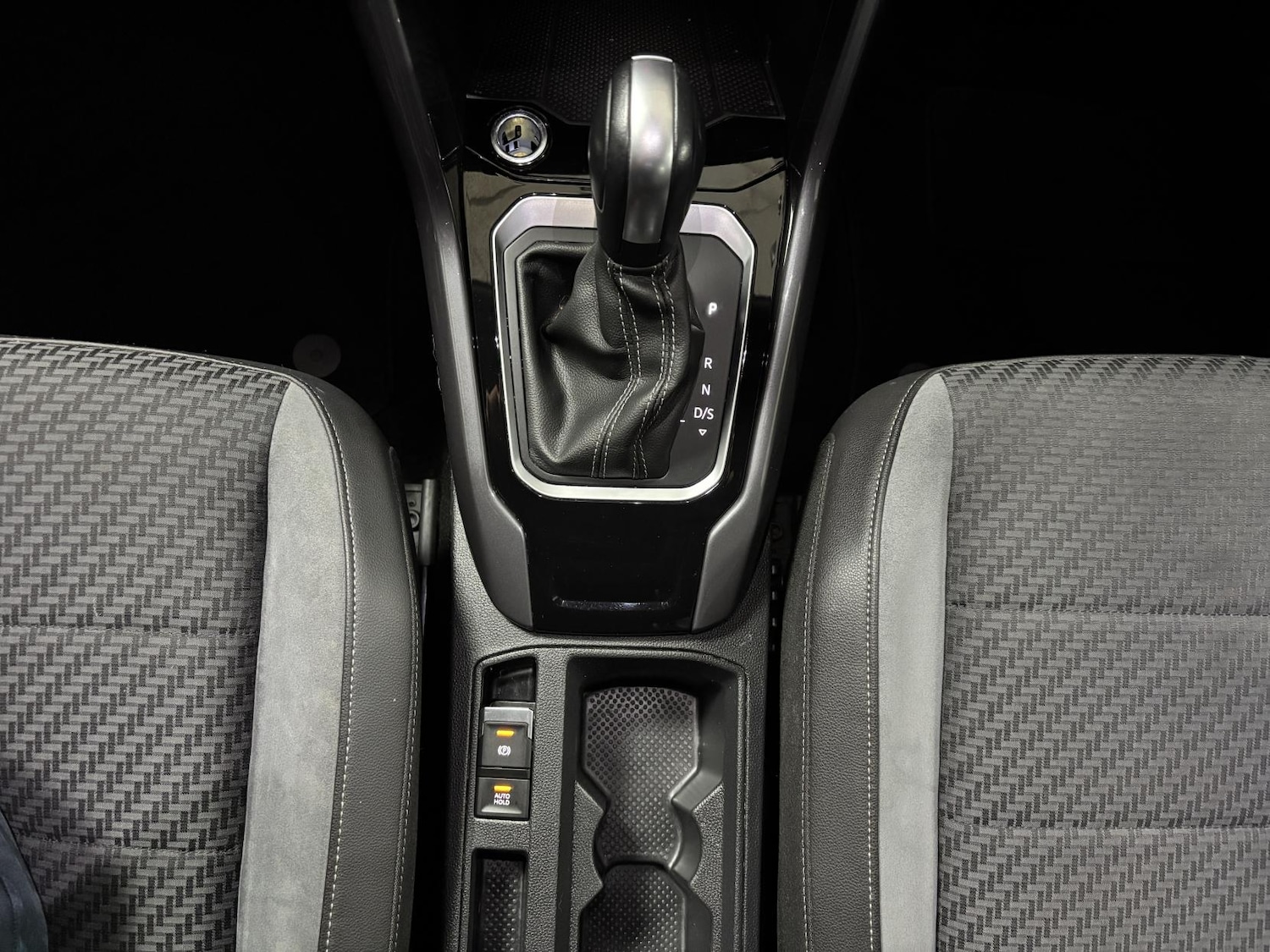 Used Volkswagen T-Roc 2020 for sale - 76534365: Photo 53