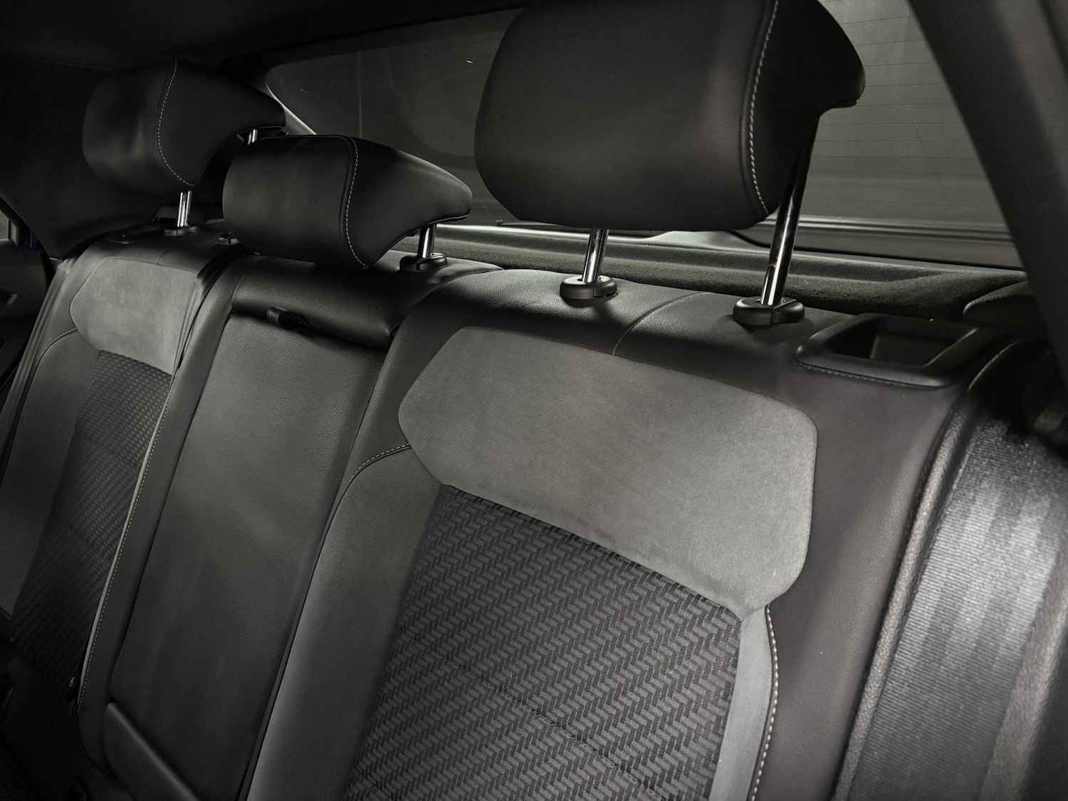 Used Volkswagen T-Roc 2020 for sale - 76534365: Photo 63