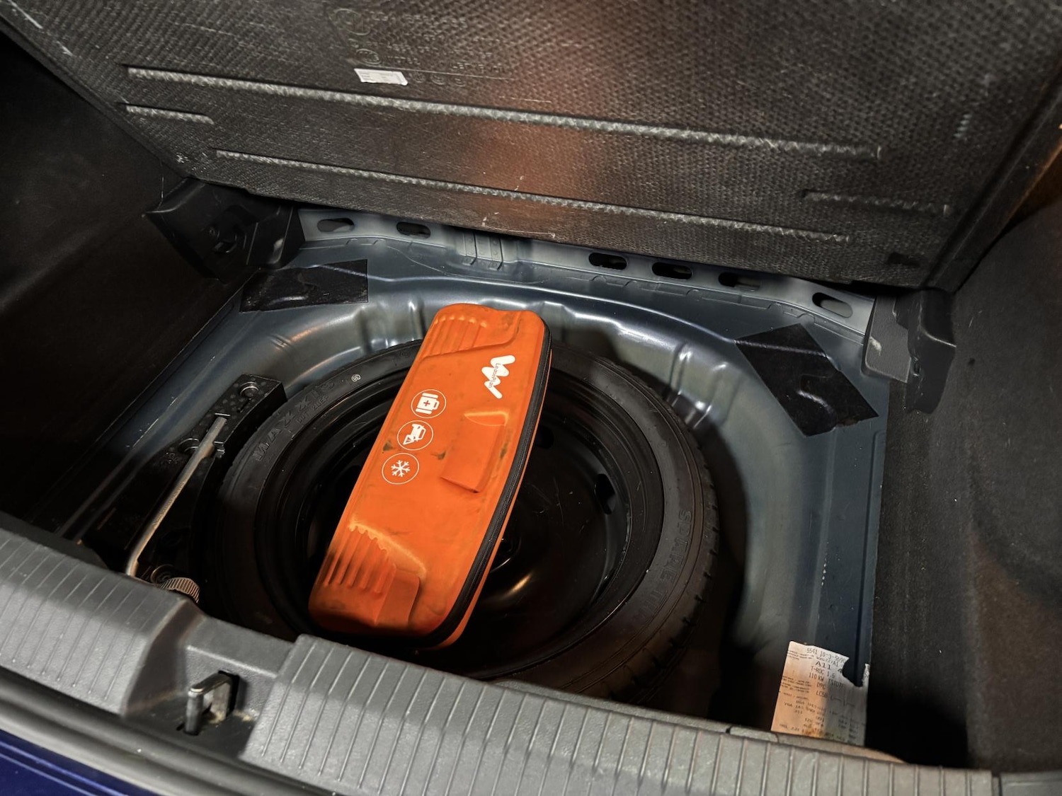 Used Volkswagen T-Roc 2020 for sale - 76534365: Photo 76