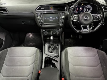 Used Volkswagen Tiguan 2017 for sale - 77959443: Photo