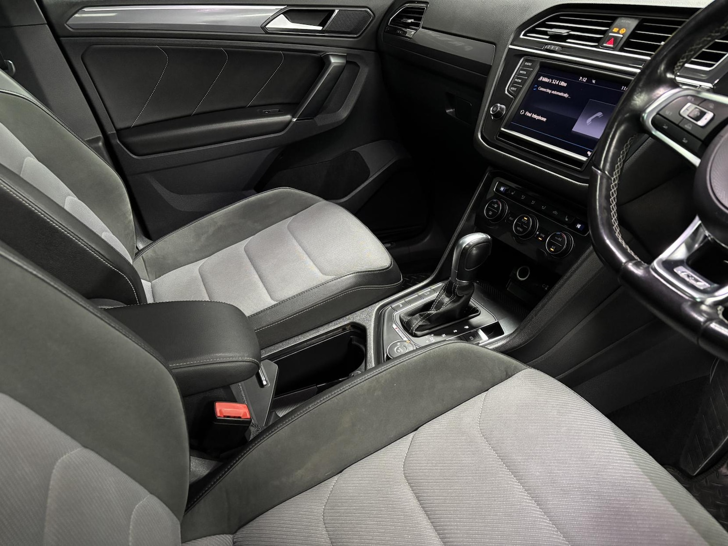 Used Volkswagen Tiguan 2017 for sale - 77959443: Photo 31