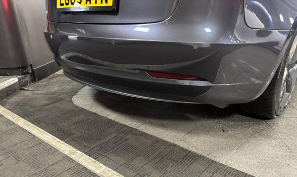 Used Tesla Model 3 2019 for sale - 77385609: Photo 24