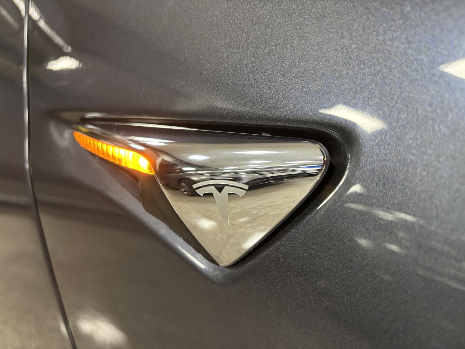 Used Tesla Model 3 2019 for sale - 77385609: Photo 26