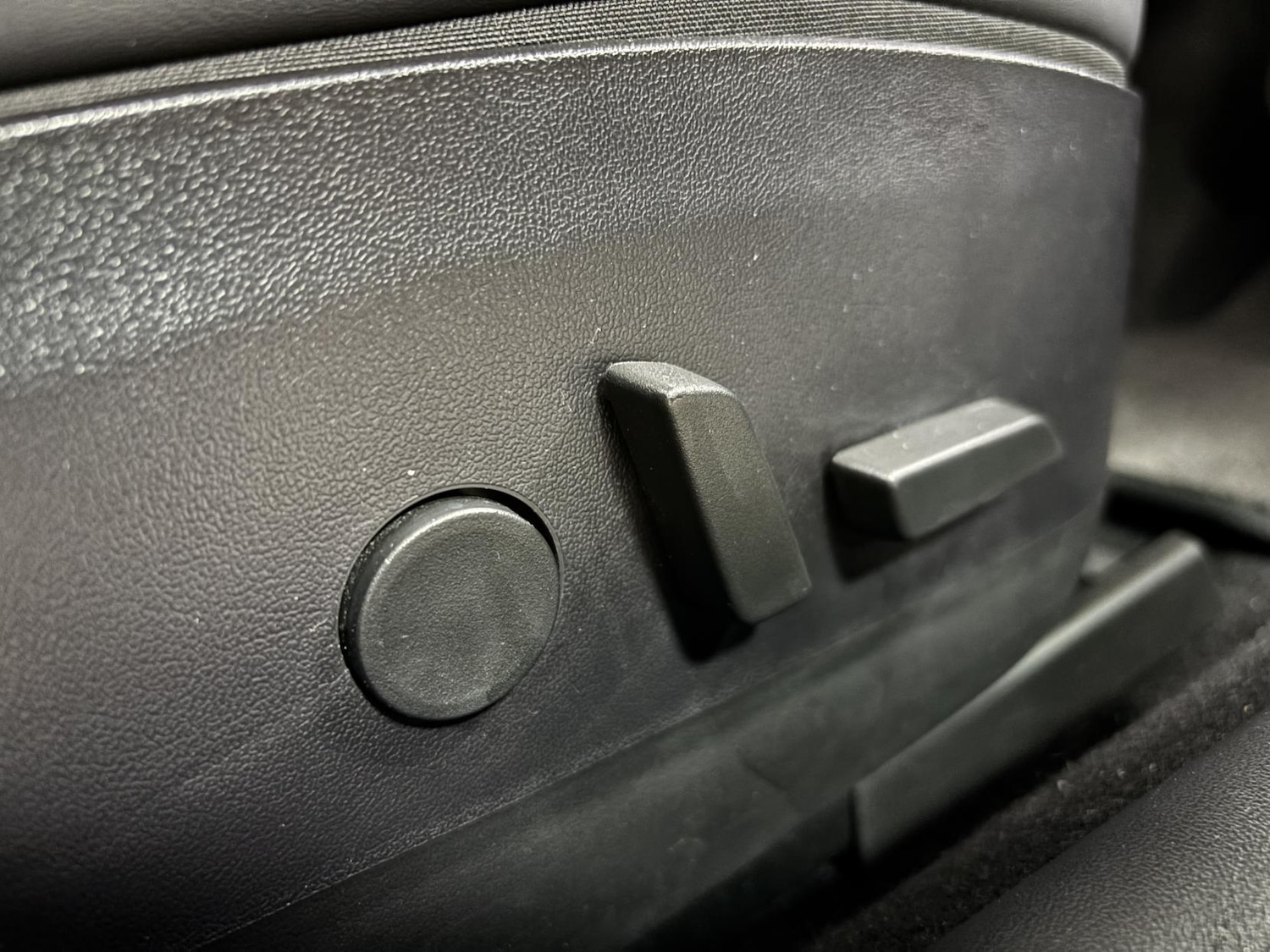 Used Tesla Model 3 2019 for sale - 77385609: Photo 55