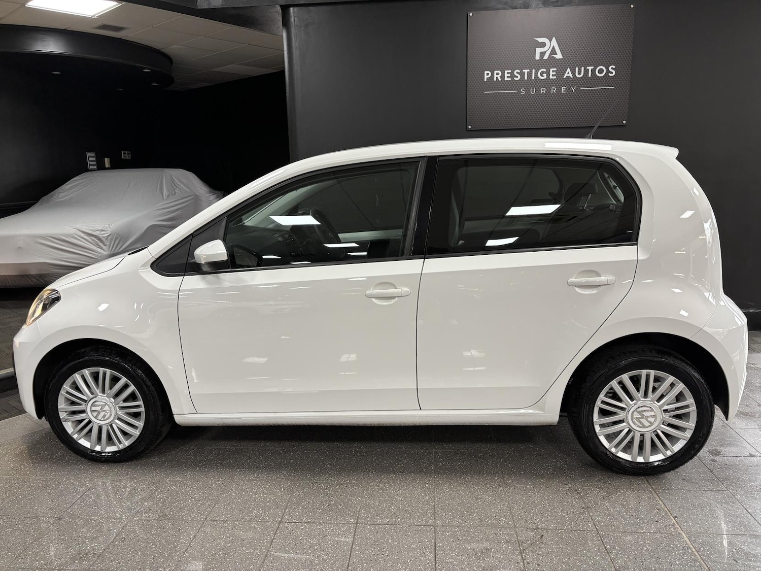 Used Volkswagen up! 2020 for sale - 78042326: Photo 3