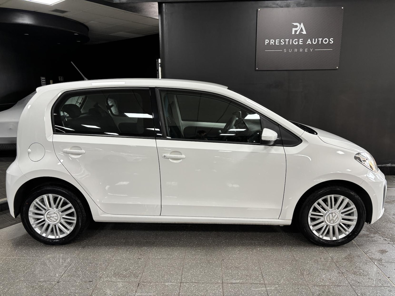 Used Volkswagen up! 2020 for sale - 78042326: Photo 4