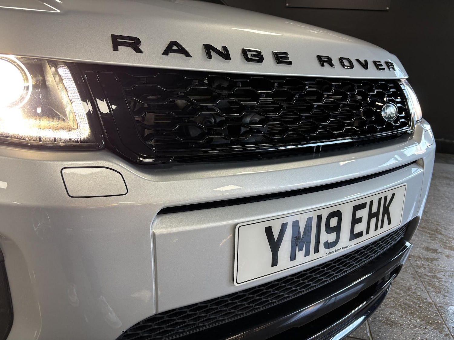 Used Land Rover Range Rover Evoque 2019 for sale - 77235616: Photo 10