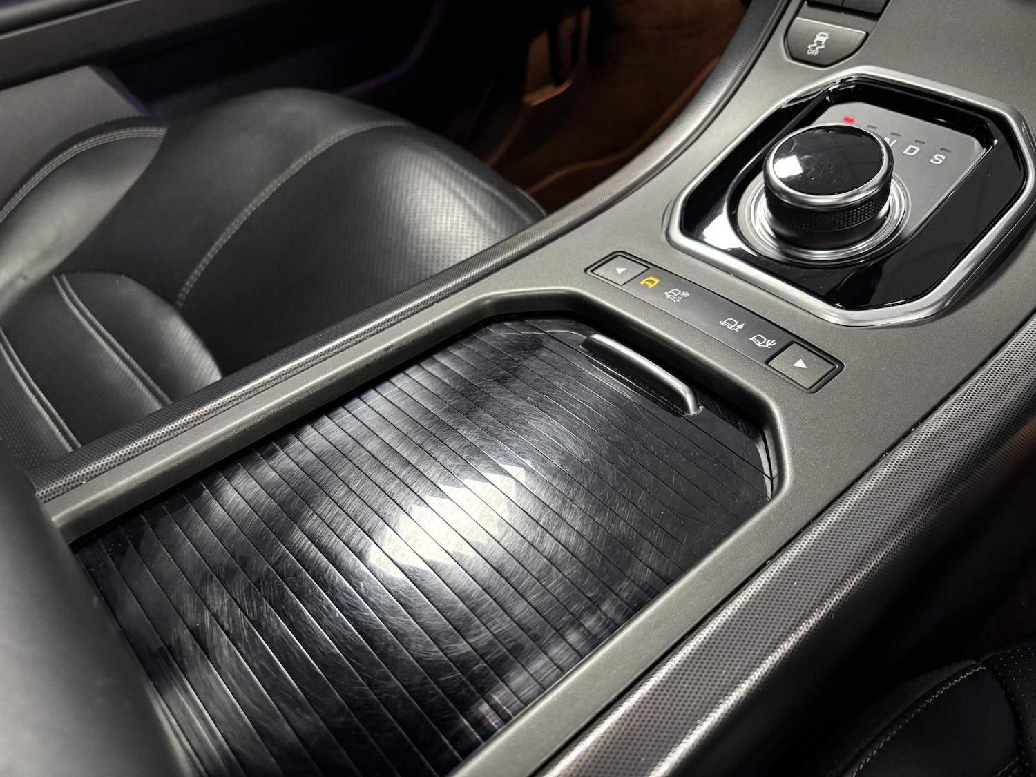 Used Land Rover Range Rover Evoque 2019 for sale - 77235616: Photo 51