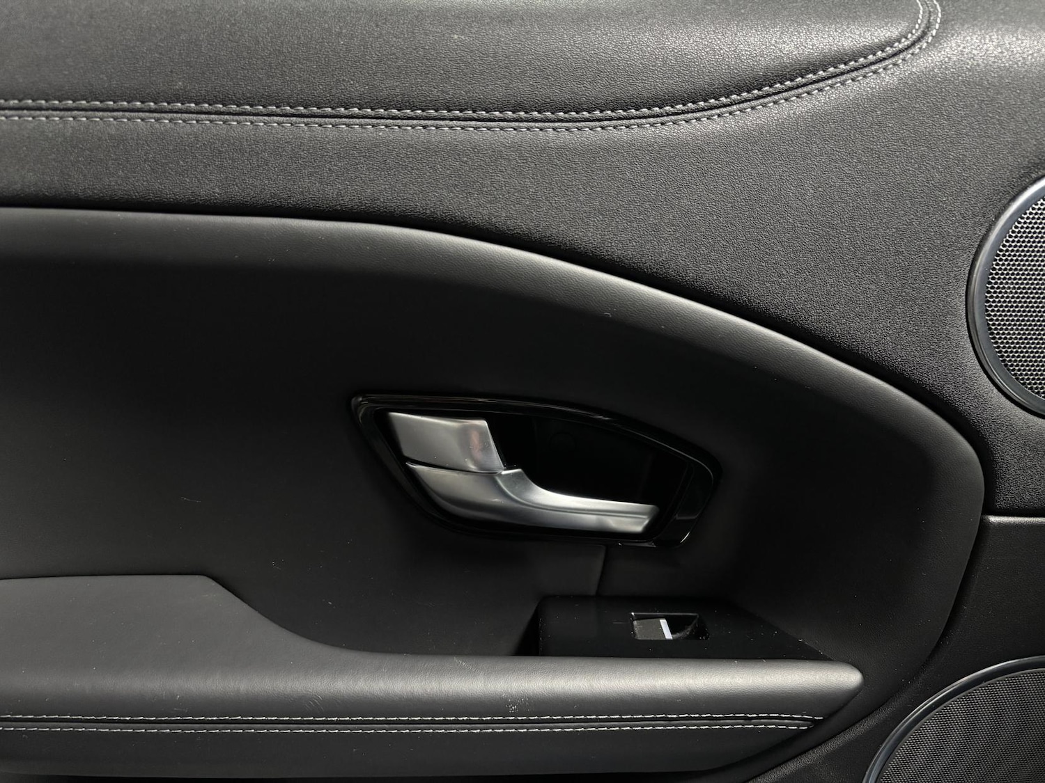 Used Land Rover Range Rover Evoque 2019 for sale - 77235616: Photo 64