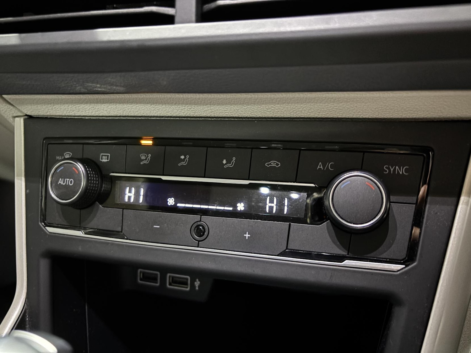 Used Volkswagen Polo 2020 for sale - 77466074: Photo 48