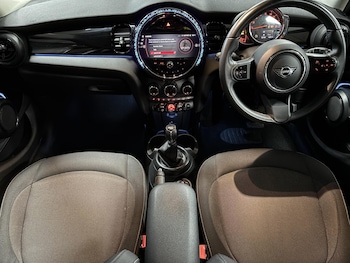 Used MINI Hatch 2022 for sale - 77778711: Photo