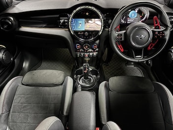 Used MINI Hatch 2024 for sale - 76741830: Photo