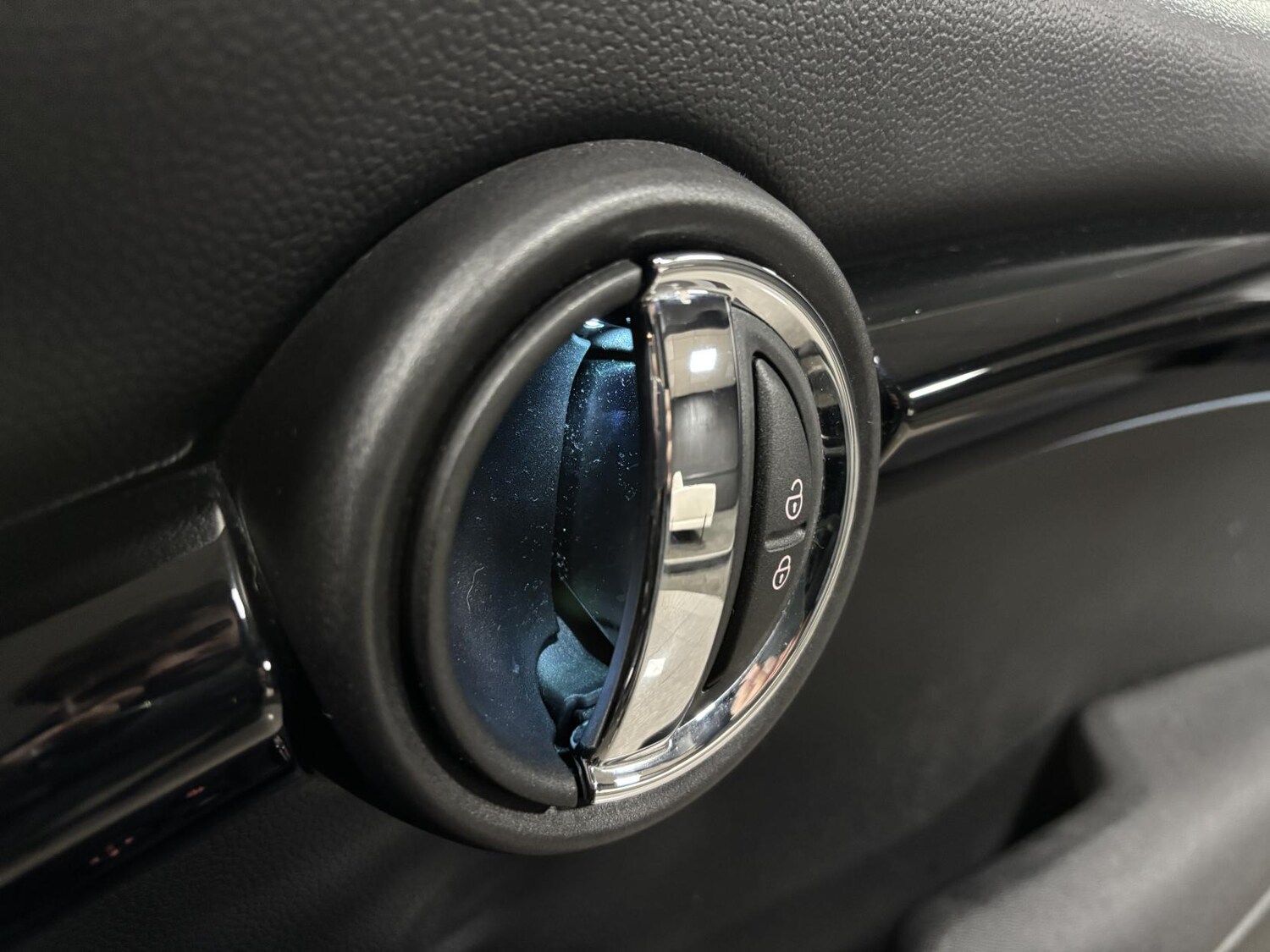 Used MINI Hatch 2024 for sale - 76741830: Photo 69