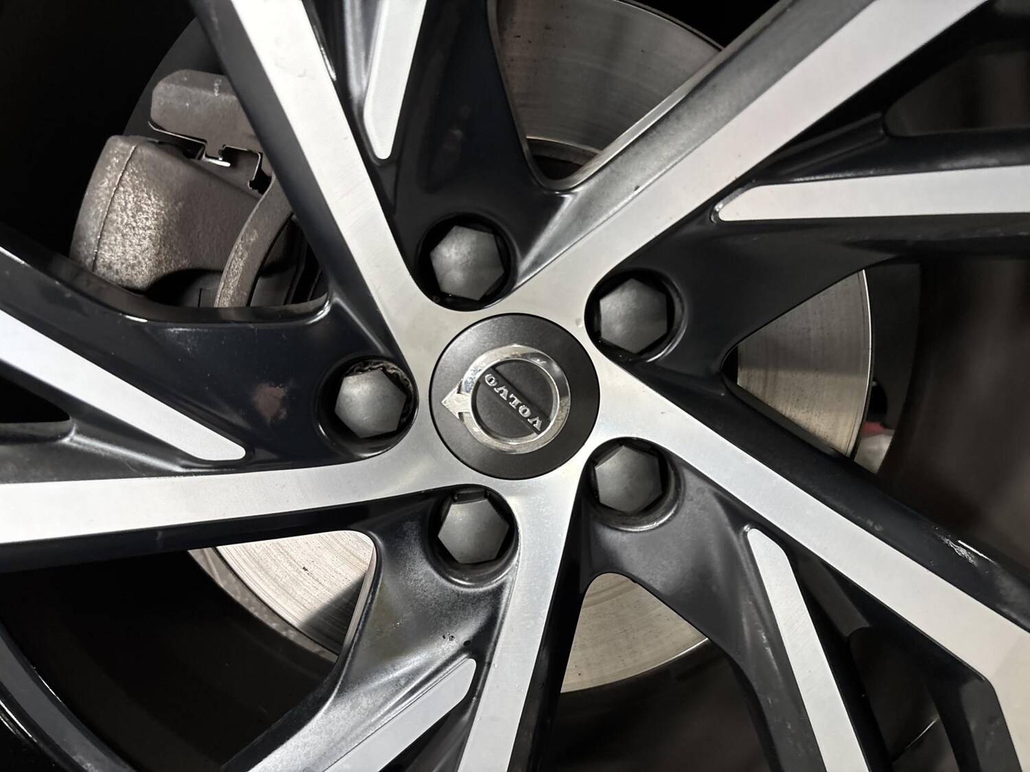 Used Volvo XC40 2019 for sale - 77640944: Photo 68