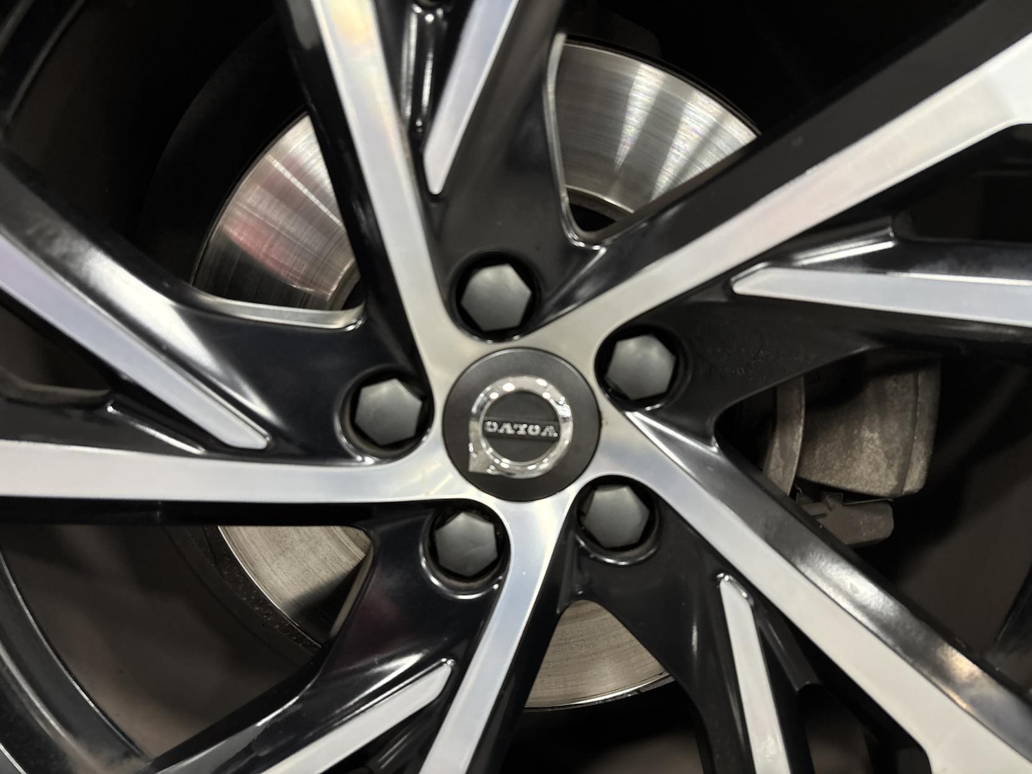 Used Volvo XC40 2019 for sale - 77640944: Photo 70