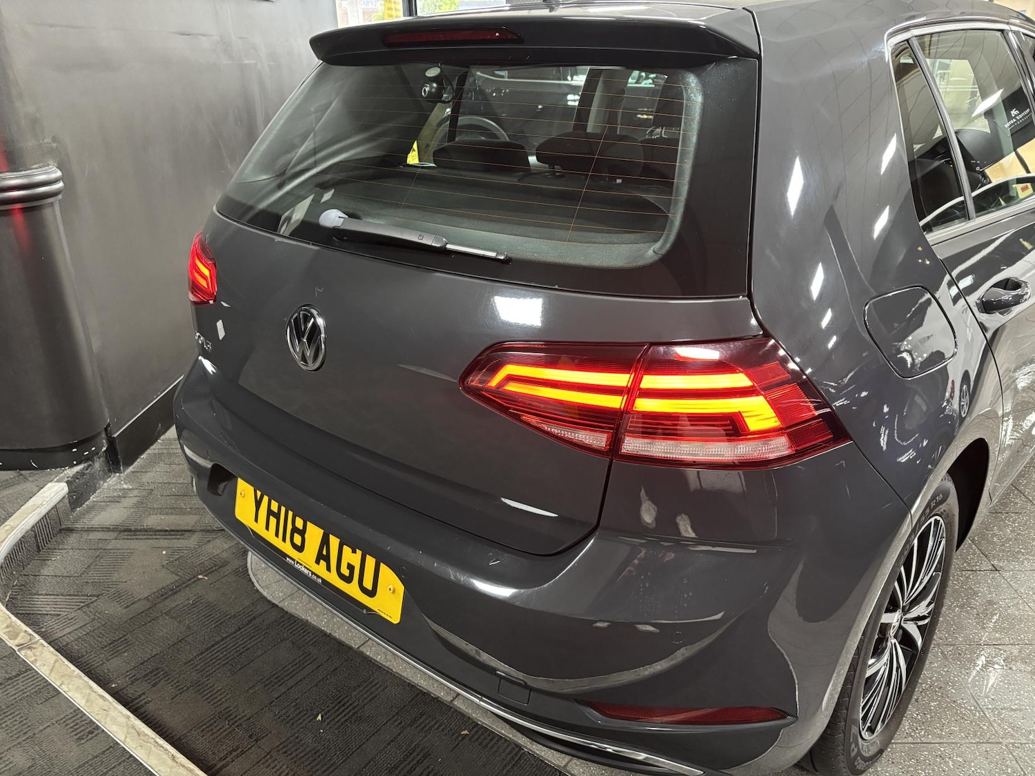 Used Volkswagen Golf 2018 for sale - 76882179: Photo 19