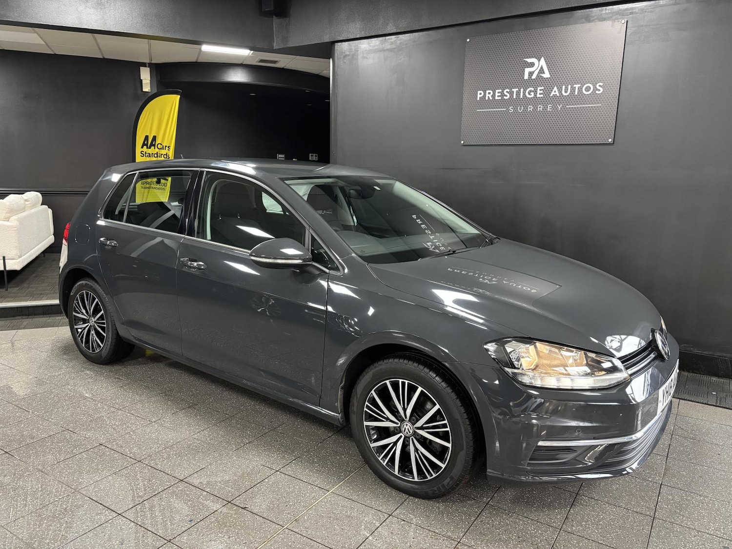 Used Volkswagen Golf 2018 for sale - 76882179: Photo 4