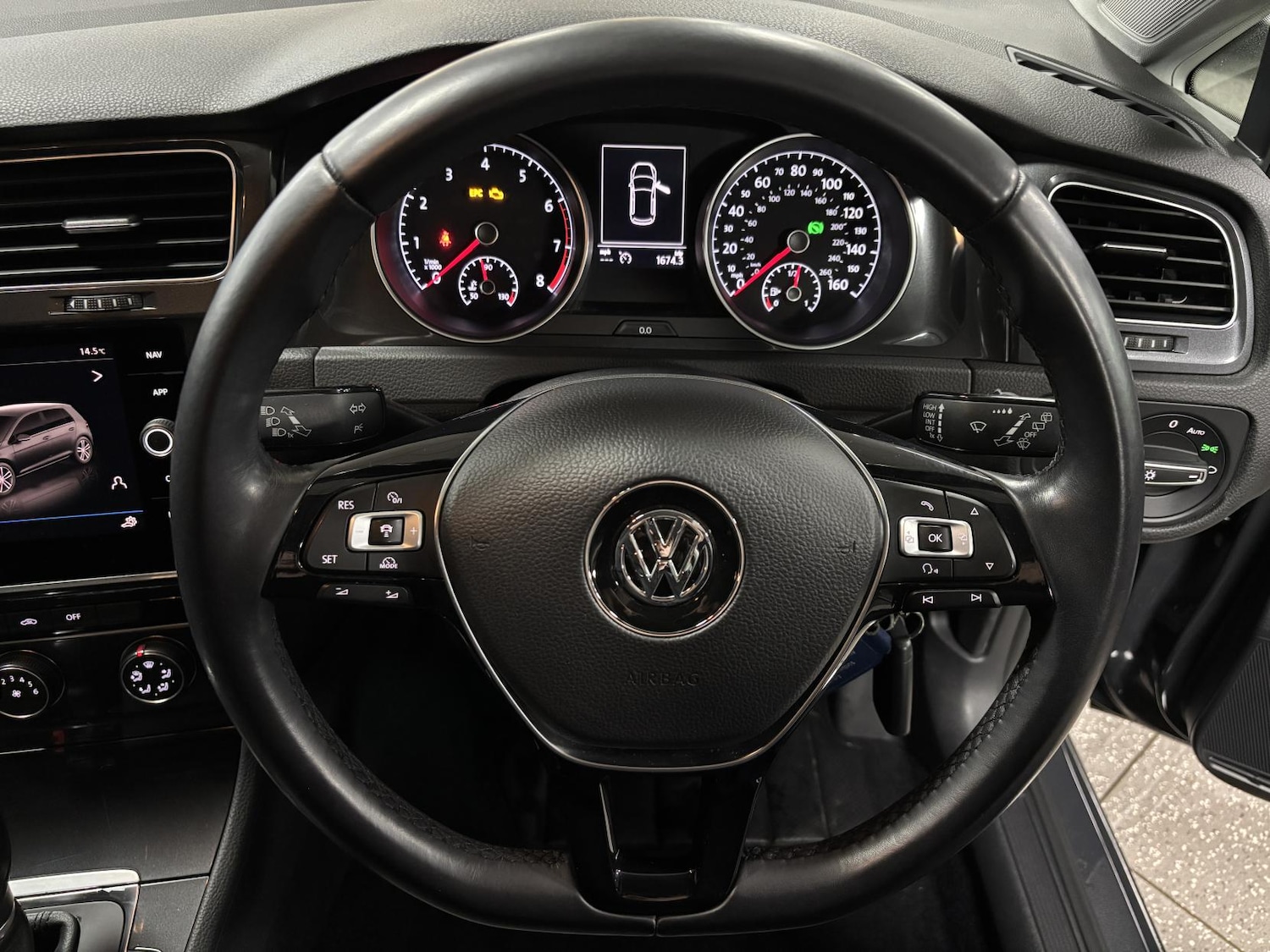 Used Volkswagen Golf 2018 for sale - 76882179: Photo 40