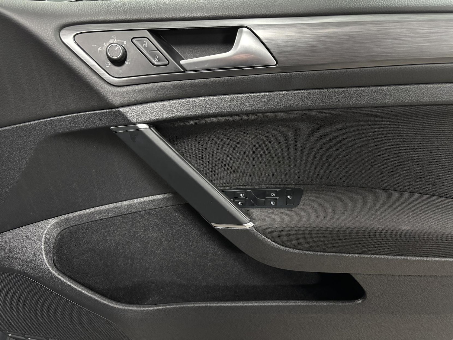 Used Volkswagen Golf 2018 for sale - 76882179: Photo 50