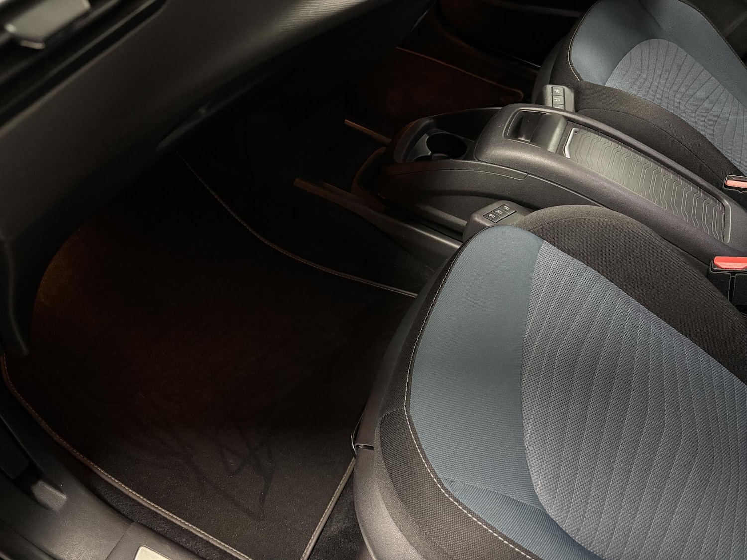 Used Citroen Grand C4 Picasso 2018 for sale - 78000546: Photo 40