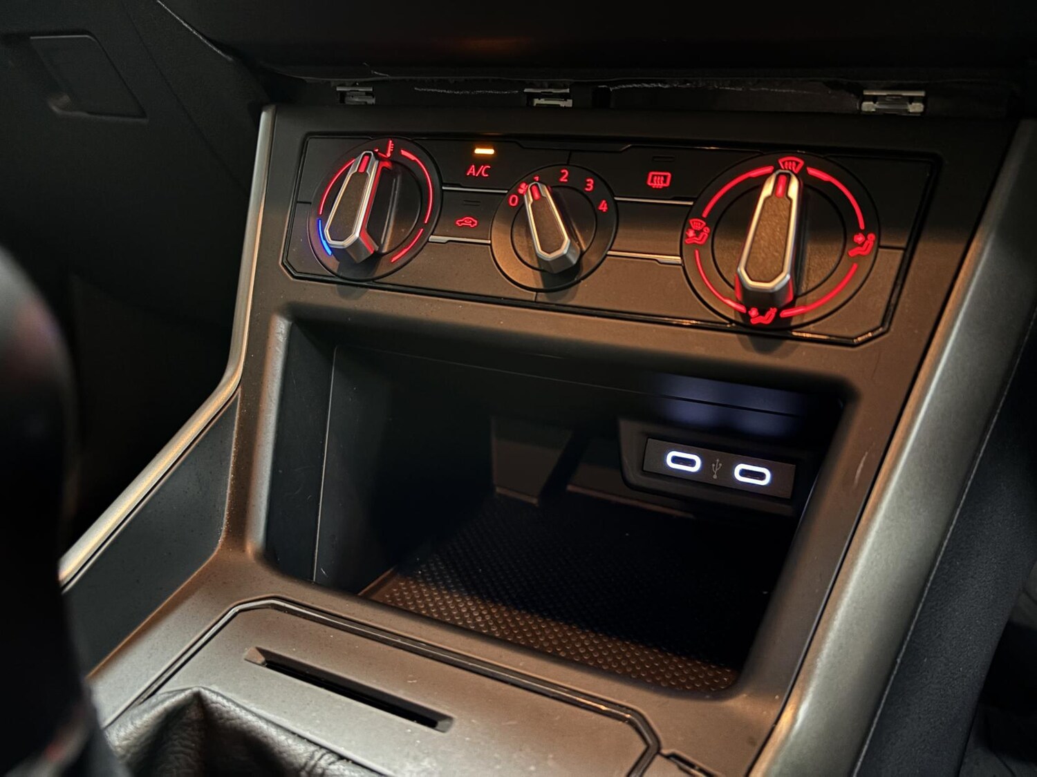 Used Volkswagen Polo 2020 for sale - 76627570: Photo 40