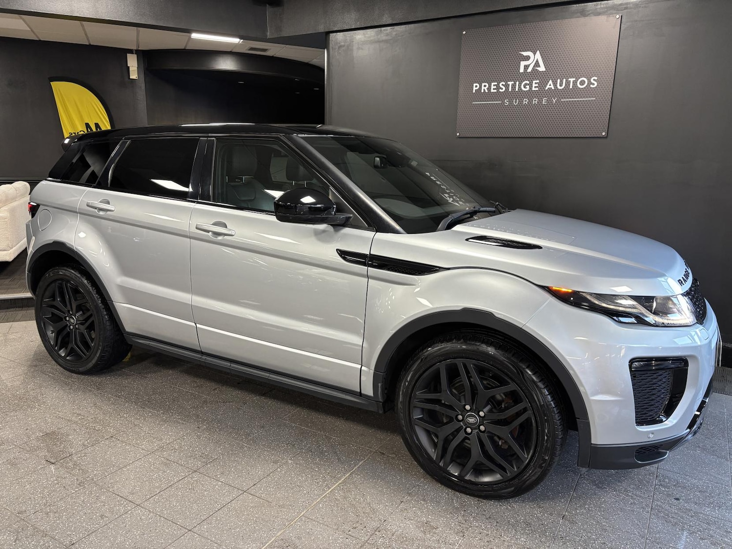 Used Land Rover Range Rover Evoque 2019 for sale - 77087793: Photo 4