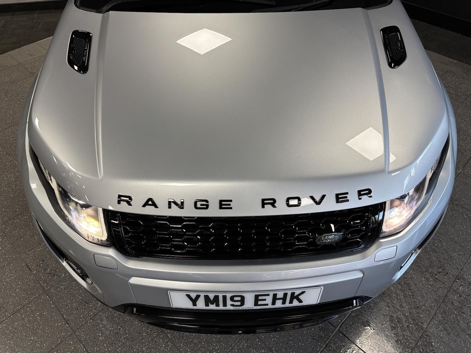 Used Land Rover Range Rover Evoque 2019 for sale - 77087793: Photo 8