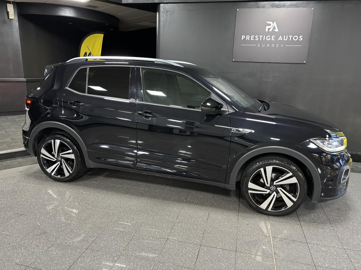 Used Volkswagen T-Cross 2021 for sale - 76534329: Photo 3