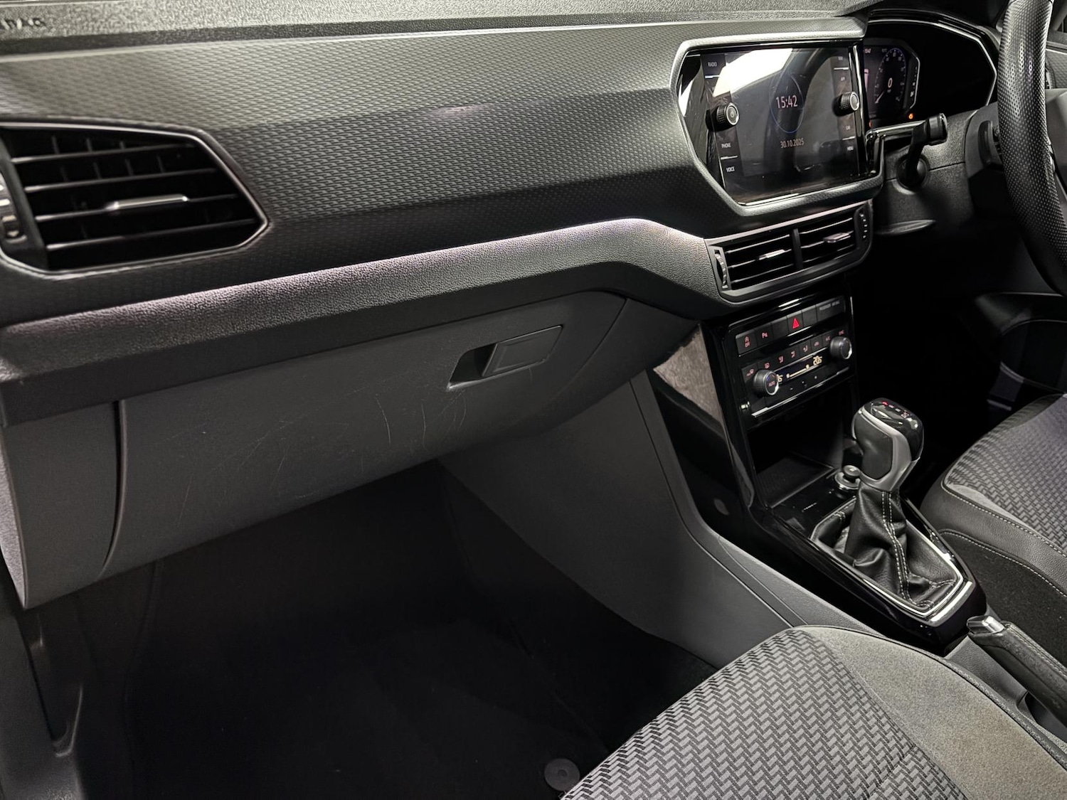 Used Volkswagen T-Cross 2021 for sale - 76534329: Photo 33