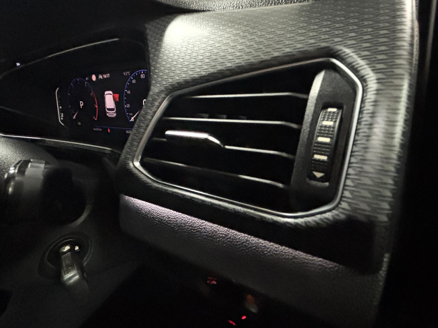 Used Volkswagen T-Cross 2021 for sale - 76534329: Photo 46