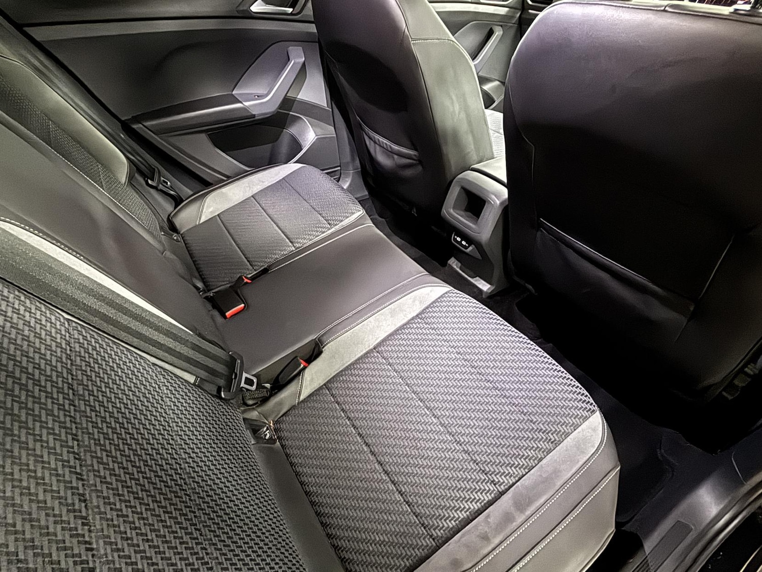 Used Volkswagen T-Cross 2021 for sale - 76534329: Photo 57