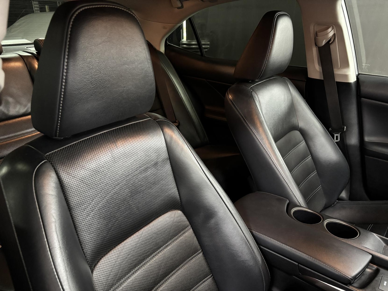 Used Lexus IS 2015 for sale - 77804005: Photo 37