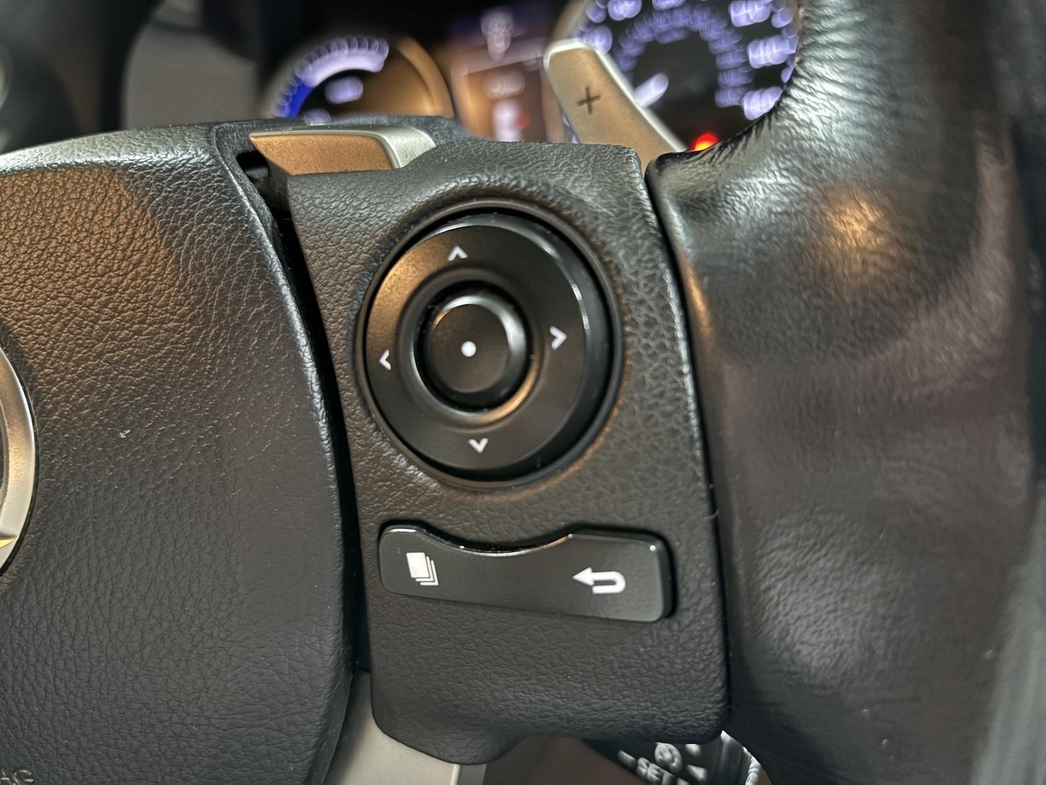 Used Lexus IS 2015 for sale - 77804005: Photo 44