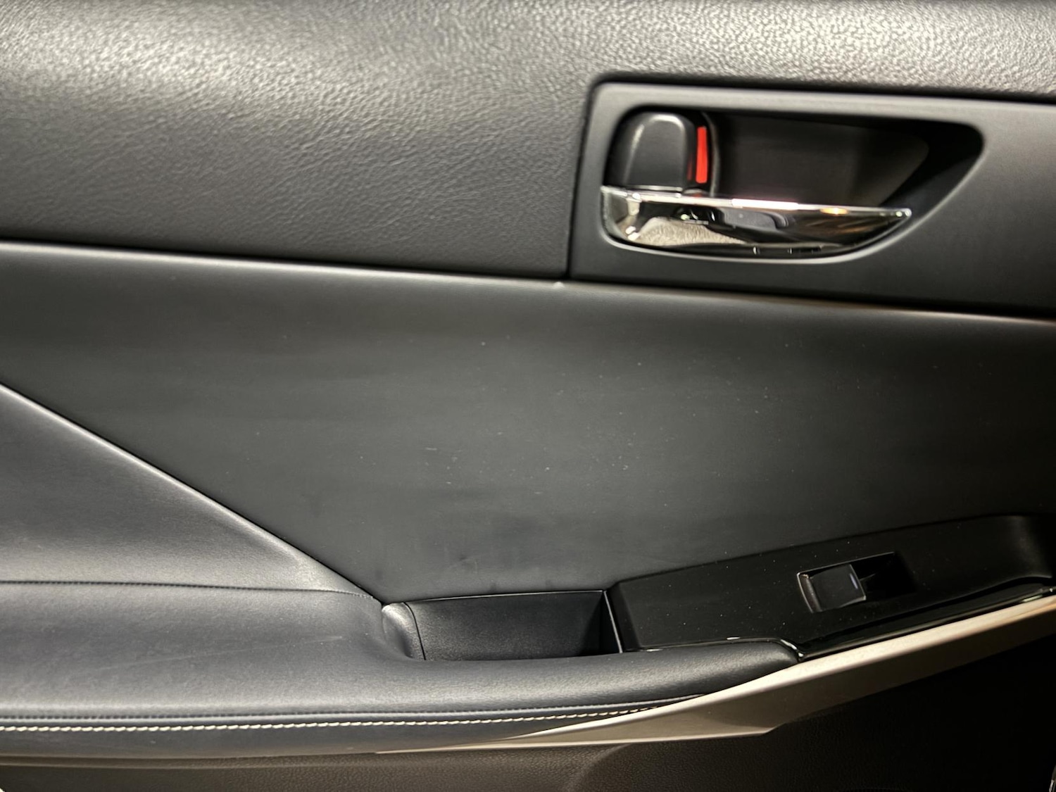 Used Lexus IS 2015 for sale - 77804005: Photo 61