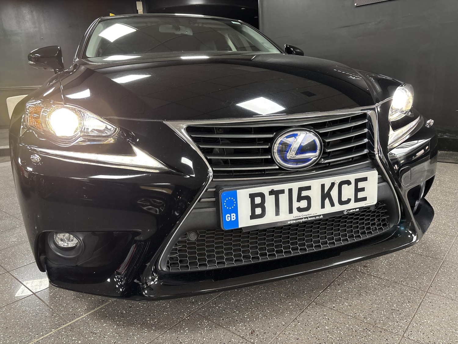 Used Lexus IS 2015 for sale - 77804005: Photo 9
