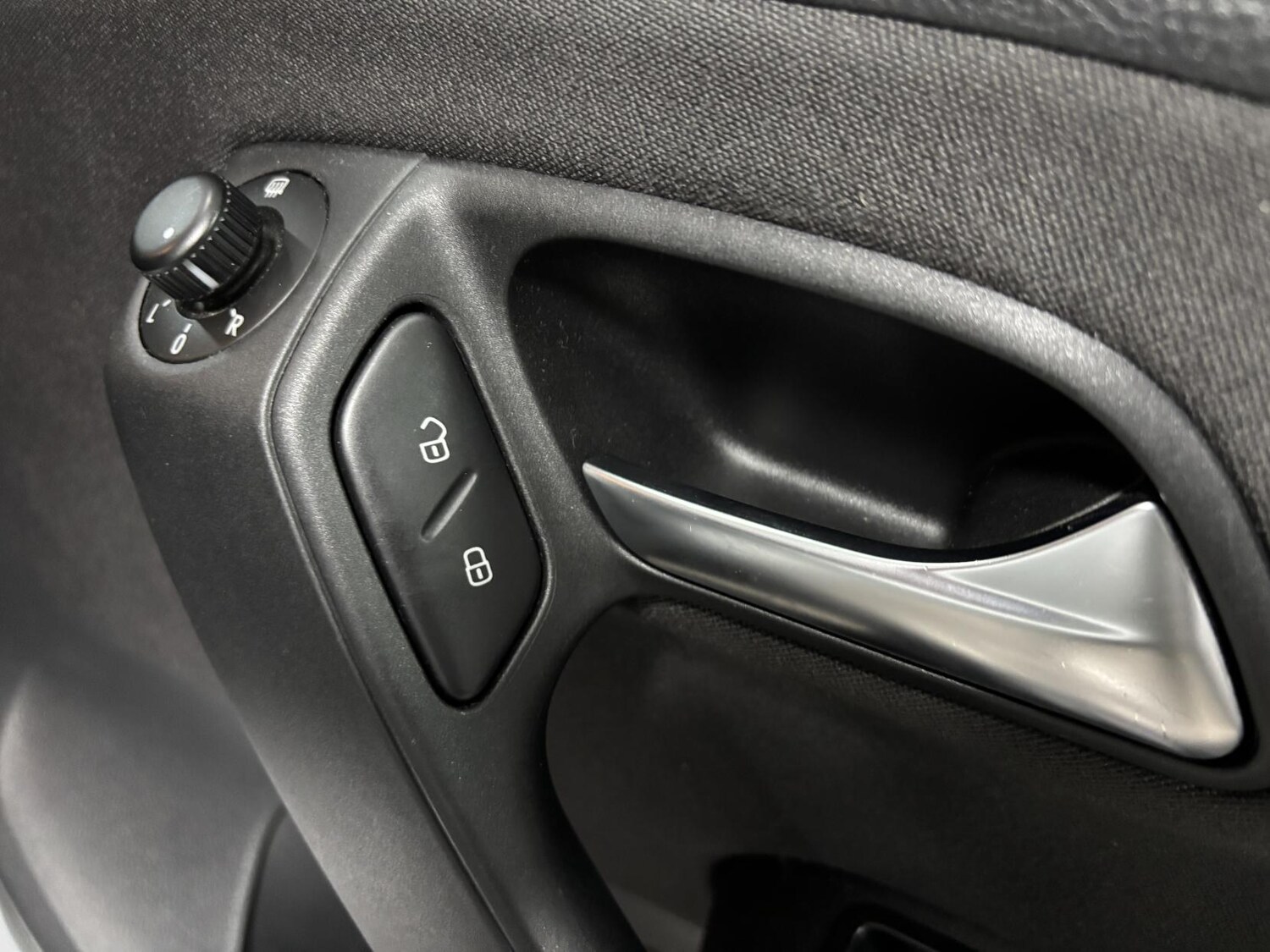 Used Volkswagen Polo 2014 for sale - 76534350: Photo 45