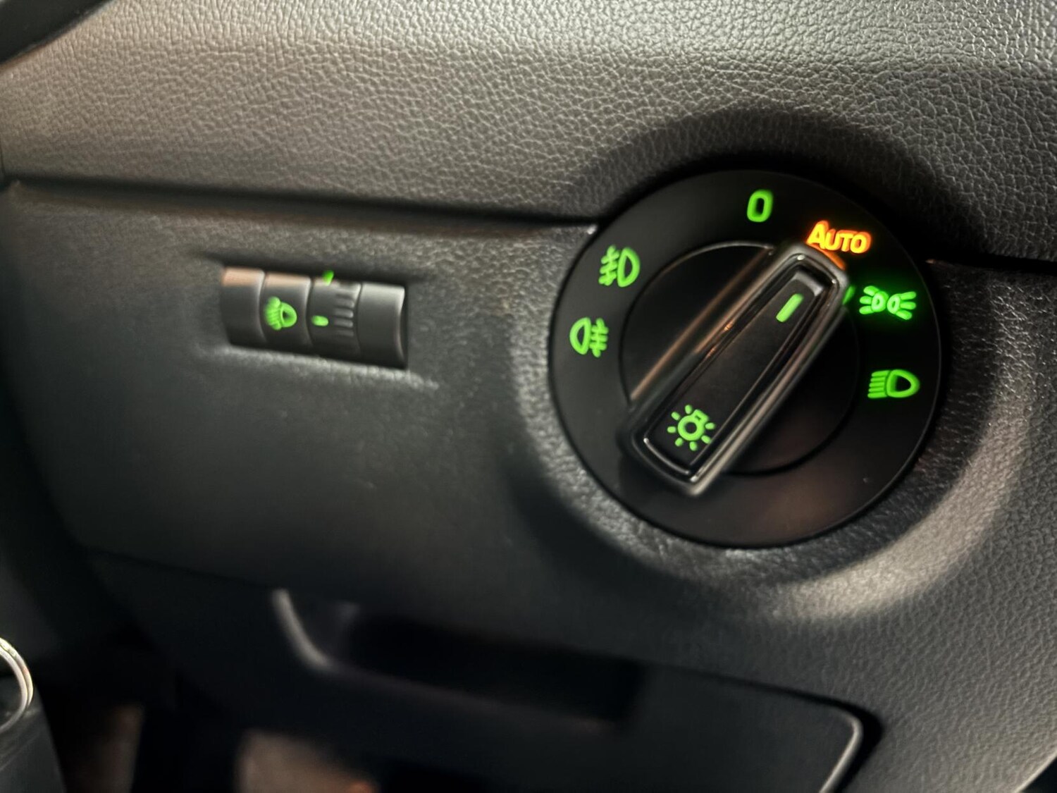 Used Skoda Octavia 2015 for sale - 77556947: Photo 42