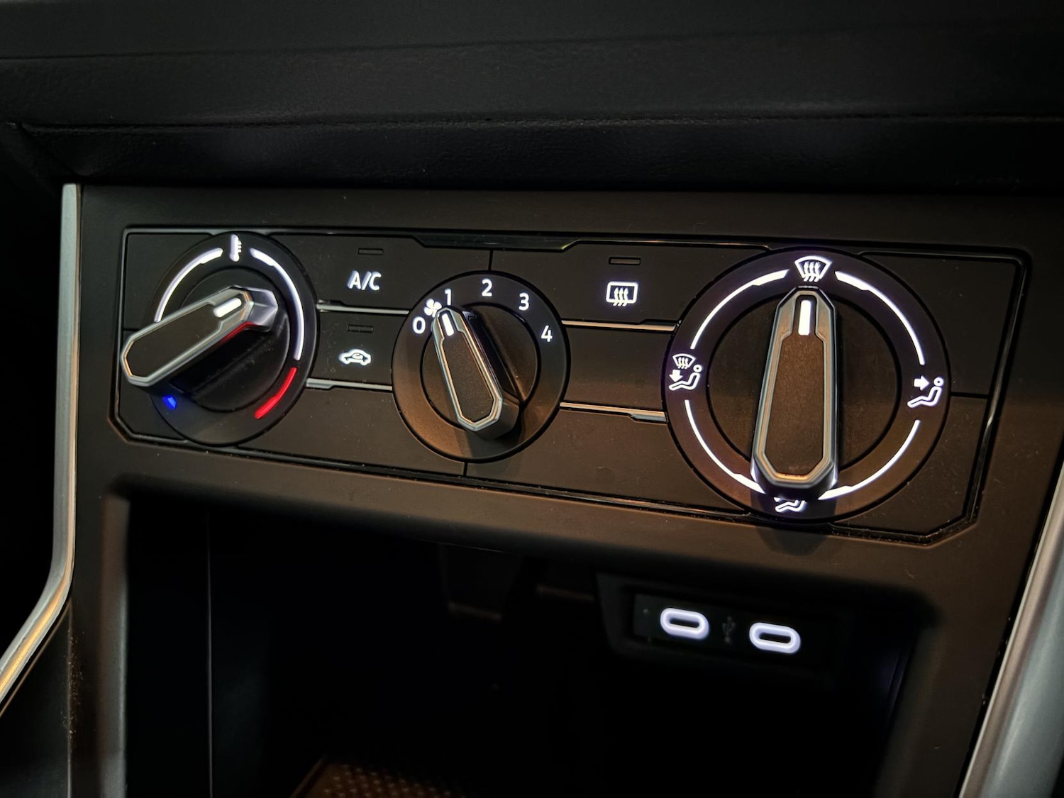 Used Volkswagen Polo 2021 for sale - 77619403: Photo 50