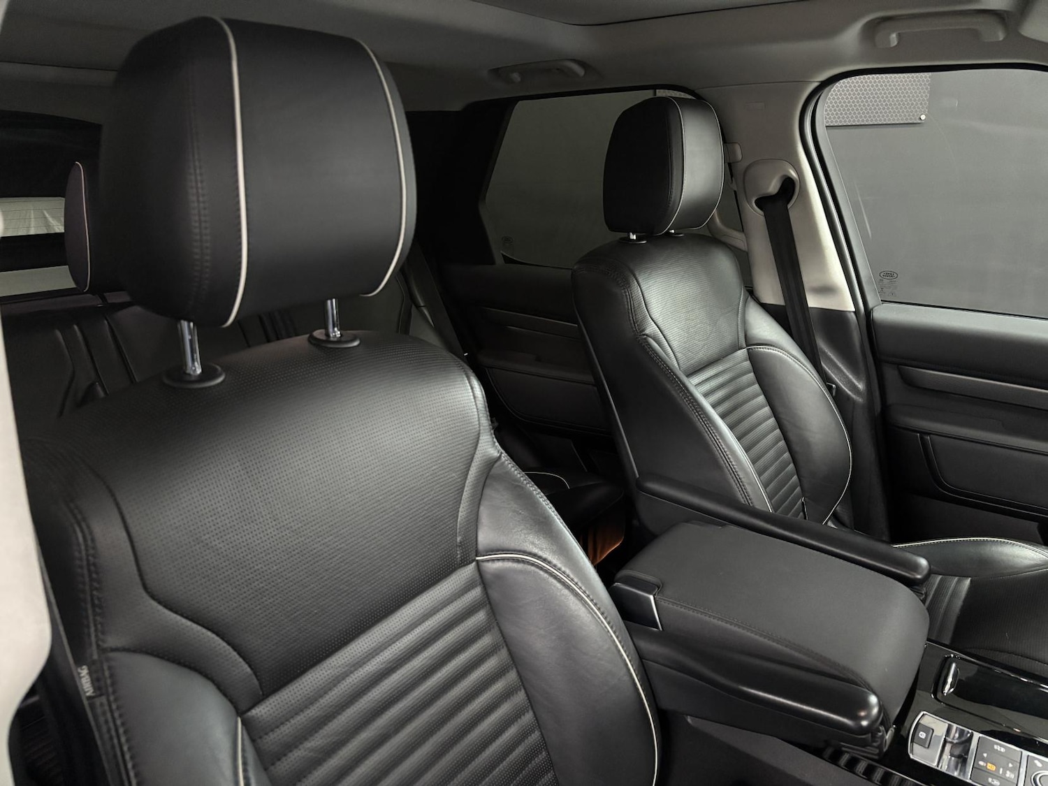 Used Land Rover Discovery 2019 for sale - 77409916: Photo 35