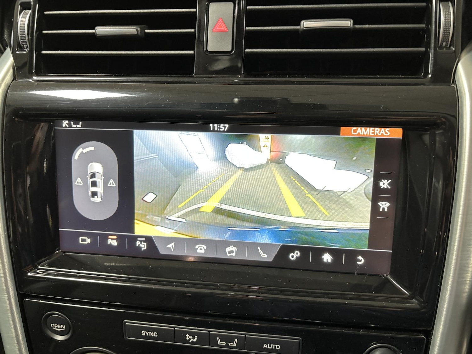 Used Land Rover Discovery 2019 for sale - 77409916: Photo 37