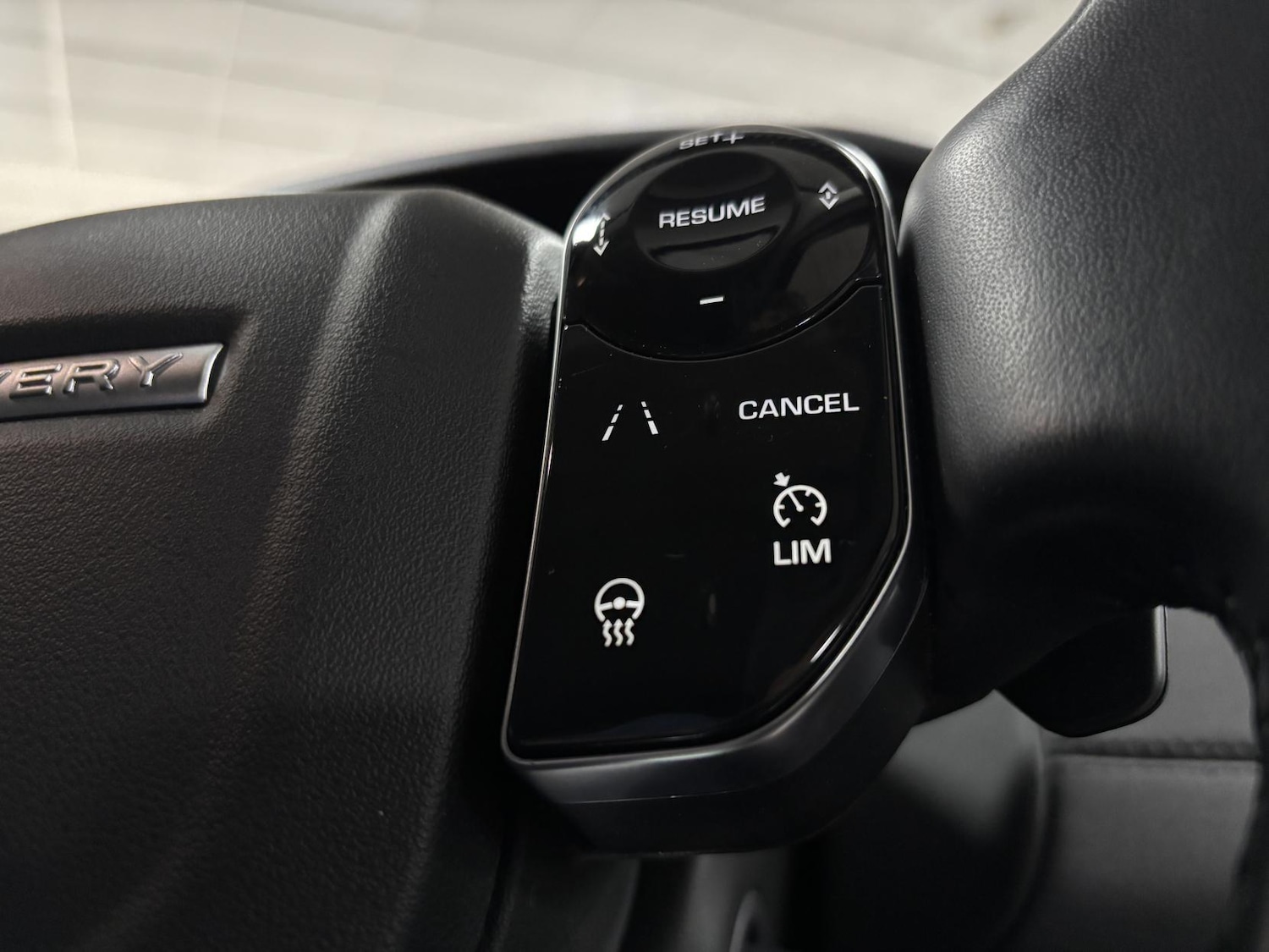 Used Land Rover Discovery 2019 for sale - 77409916: Photo 46