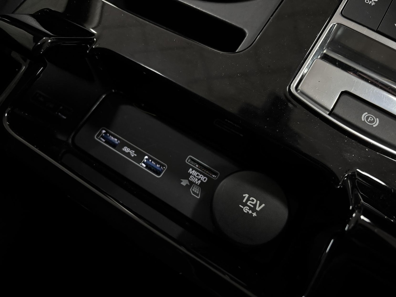 Used Land Rover Discovery 2019 for sale - 77409916: Photo 51