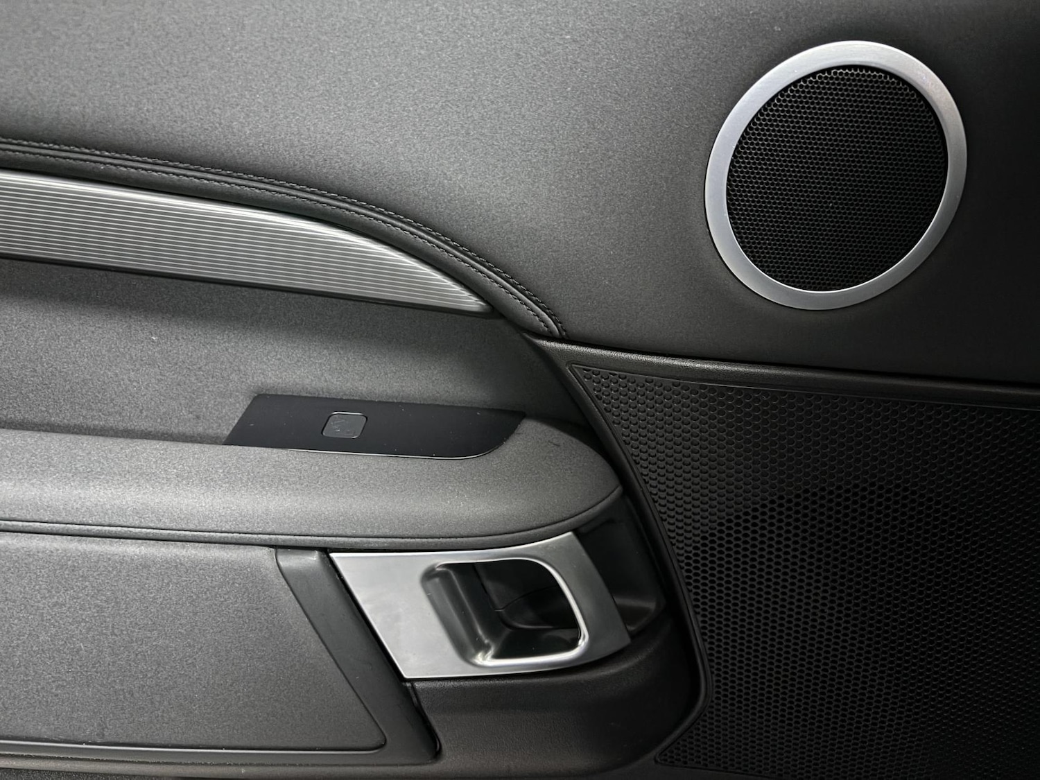 Used Land Rover Discovery 2019 for sale - 77409916: Photo 61