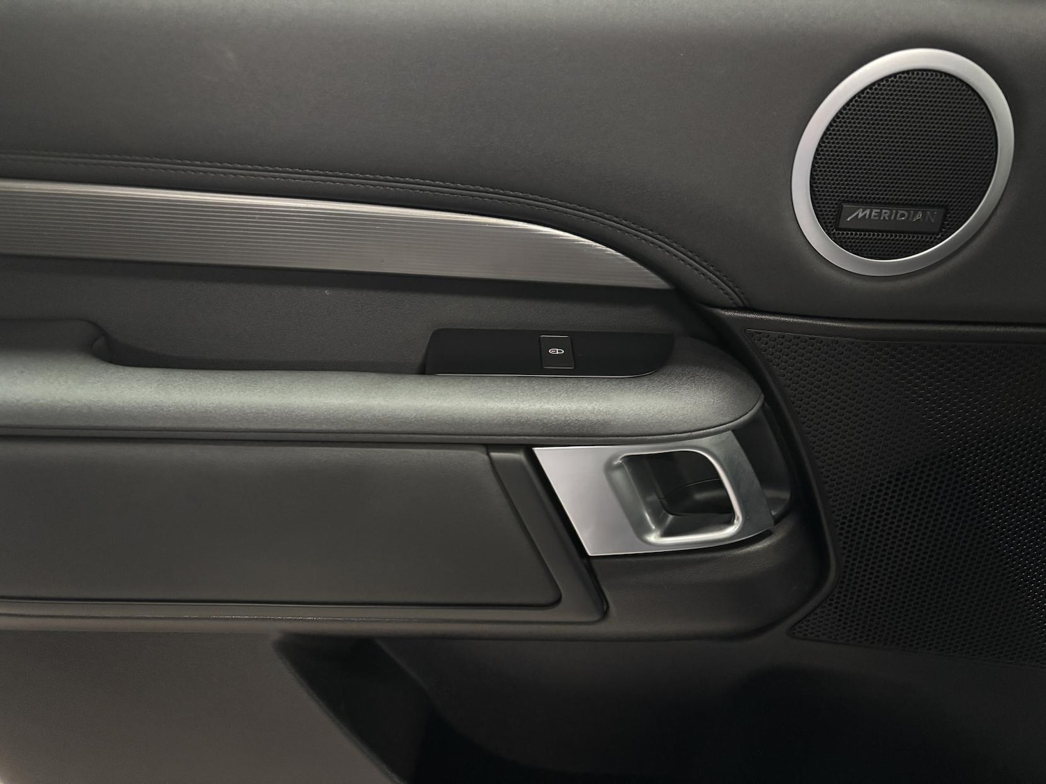 Used Land Rover Discovery 2019 for sale - 77409916: Photo 62