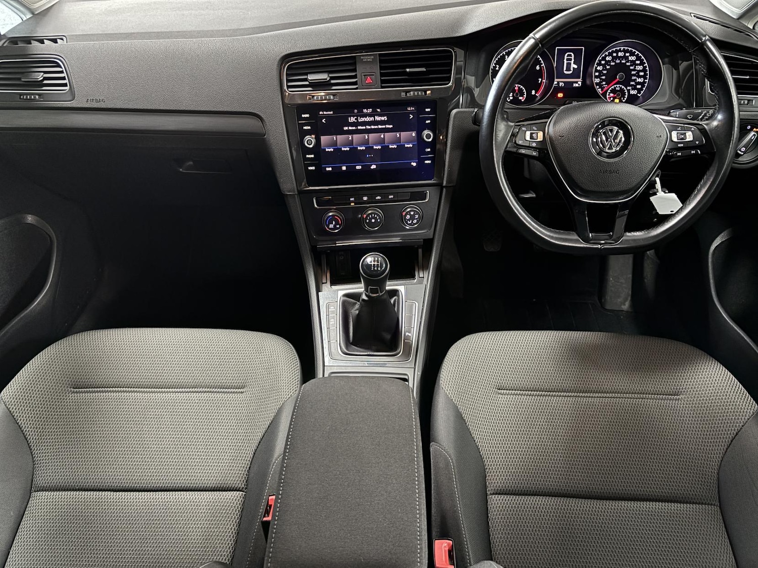 Used Volkswagen Golf 2018 for sale - 77778730: Photo 2