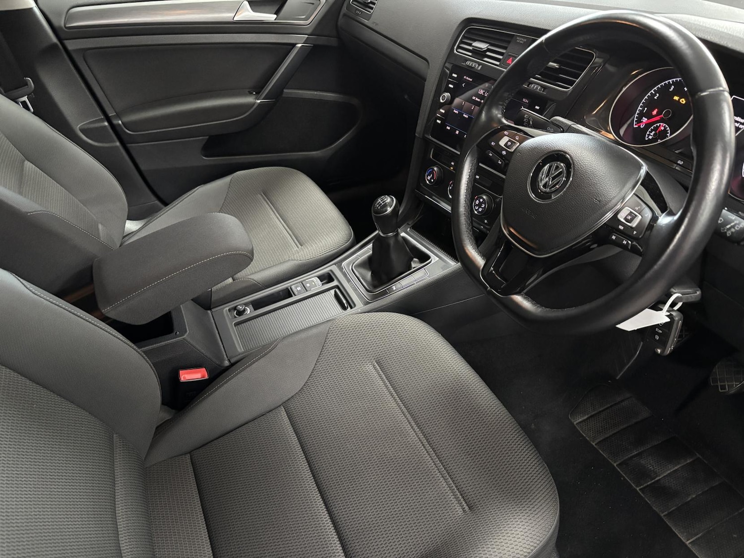 Used Volkswagen Golf 2018 for sale - 77778730: Photo 36