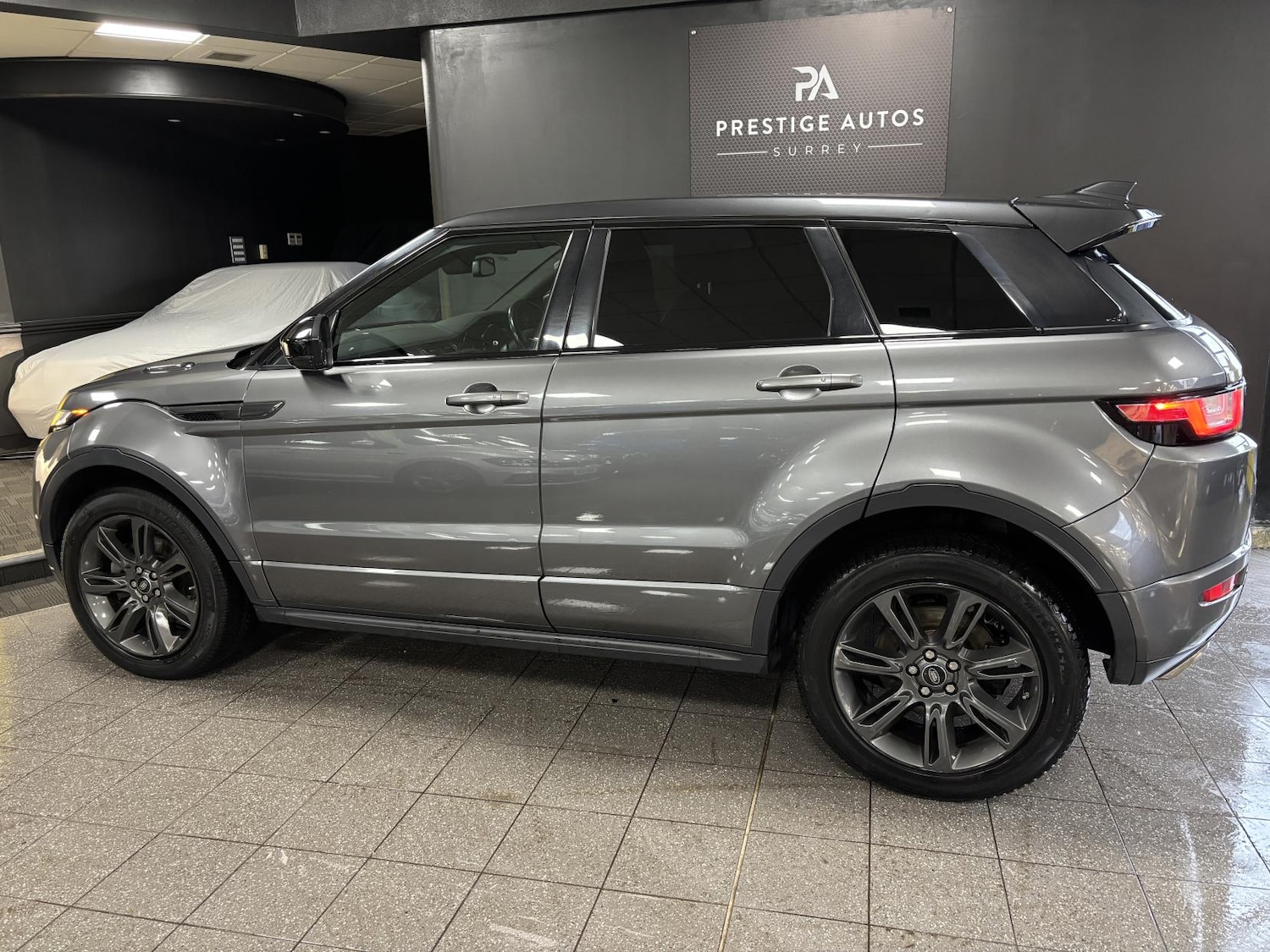 Used Land Rover Range Rover Evoque 2018 for sale - 77277676: Photo 3